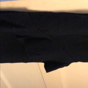 Italian yarn scarf. Navy blue. Never worn